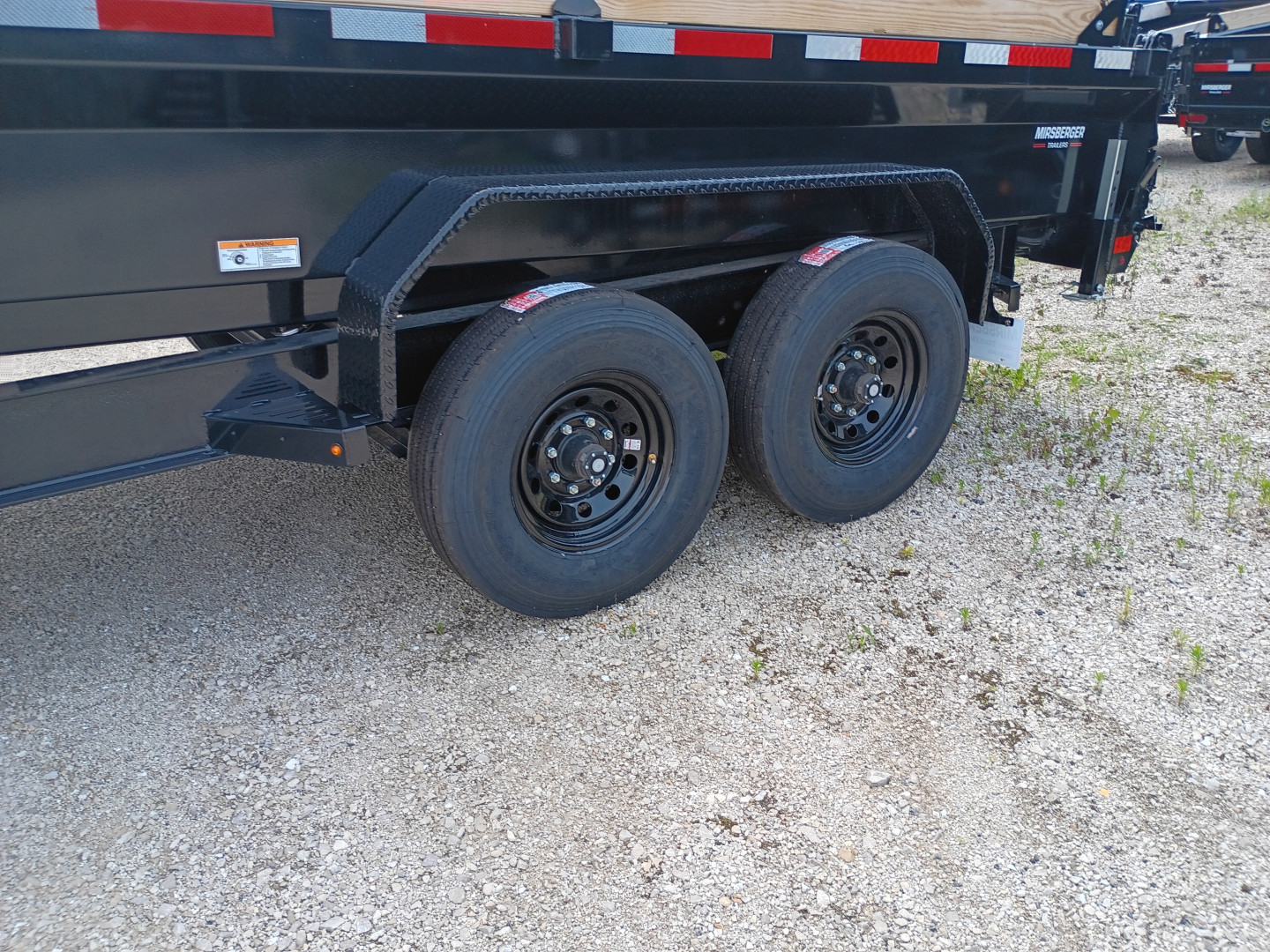 New 2025 Diamond C Trailers HDU208 14X82