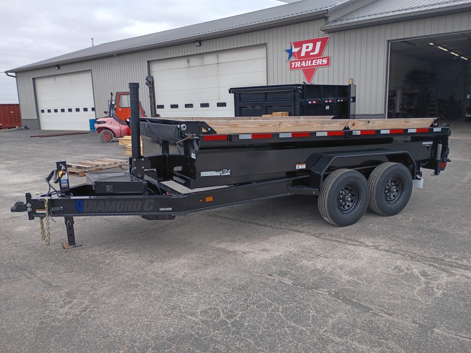 New 2025 Diamond C Trailers HDU208 14X82