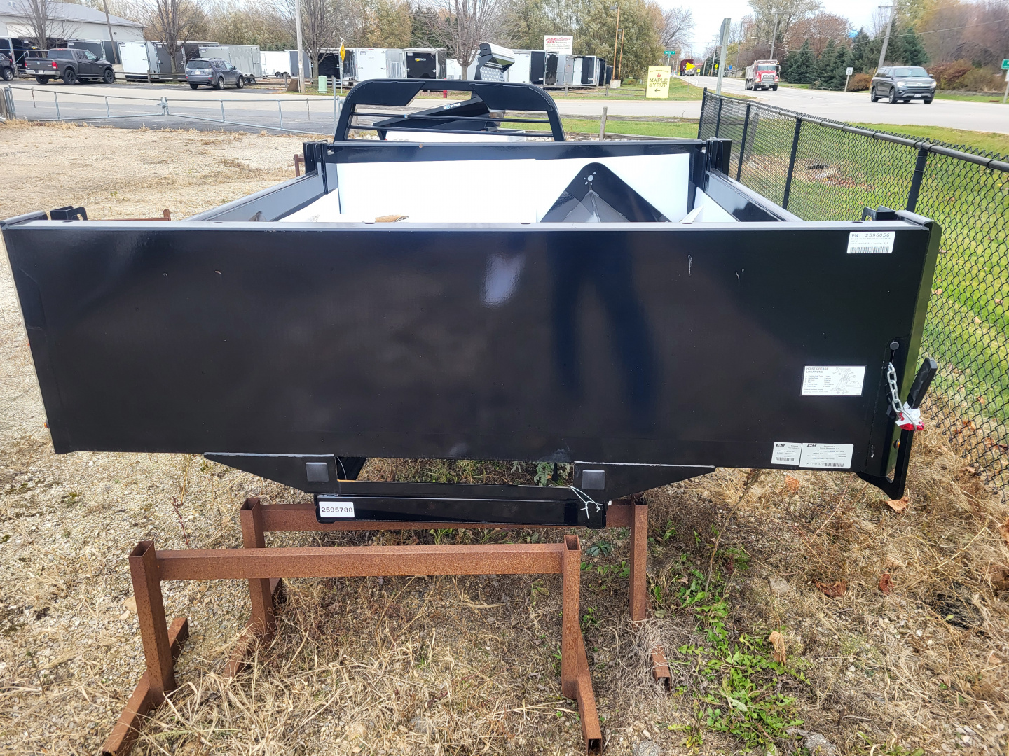 New 2025 CM Truck Beds DB-RTB DUMP 9' FDS W/ HOIST