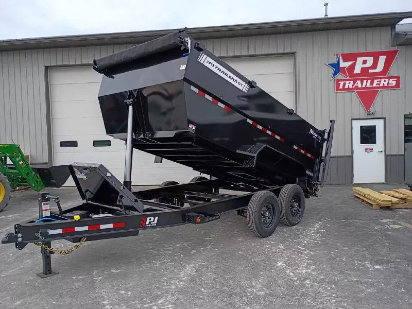 New 2026 PJ Trailers DT1142