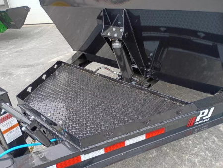 New 2026 PJ Trailers DT1142