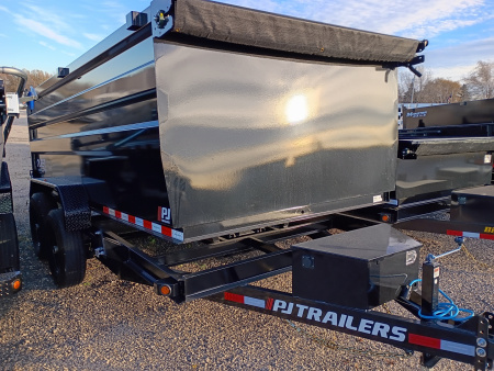 New 2026 PJ Trailers D7142