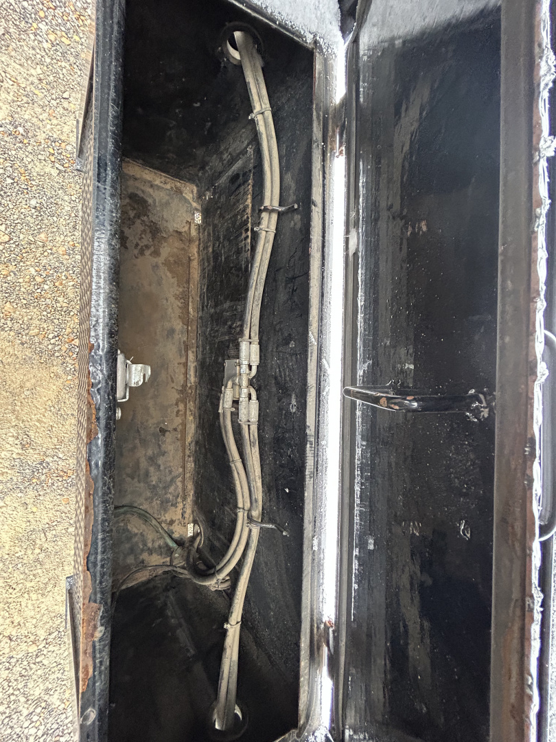 Used 2022 MAXXD 34' x 102" 30k Hyd Dove Gooseneck Trailer