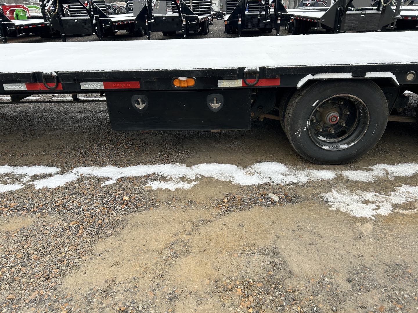 Used 2022 MAXXD 34' x 102" 30k Hyd Dove Gooseneck Trailer