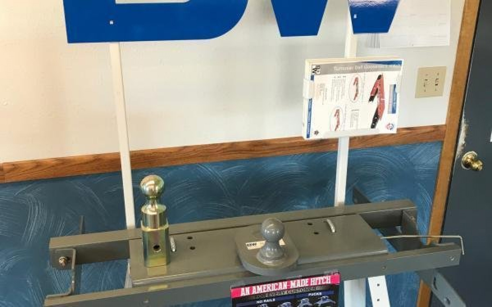 New 2021 B and W Trailer Hitches Turnover Ball Hitch Hitches