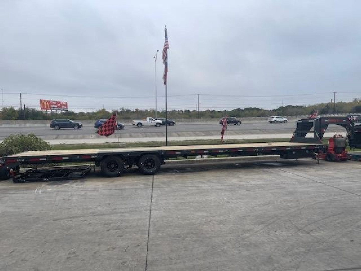 New 2023 MAXXD LDX - Low Profile Tandem Dual Flatbed Gooseneck Flatbed Trailer