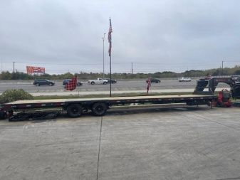 New 2023 MAXXD LDX - Low Profile Tandem Dual Flatbed Gooseneck Flatbed Trailer