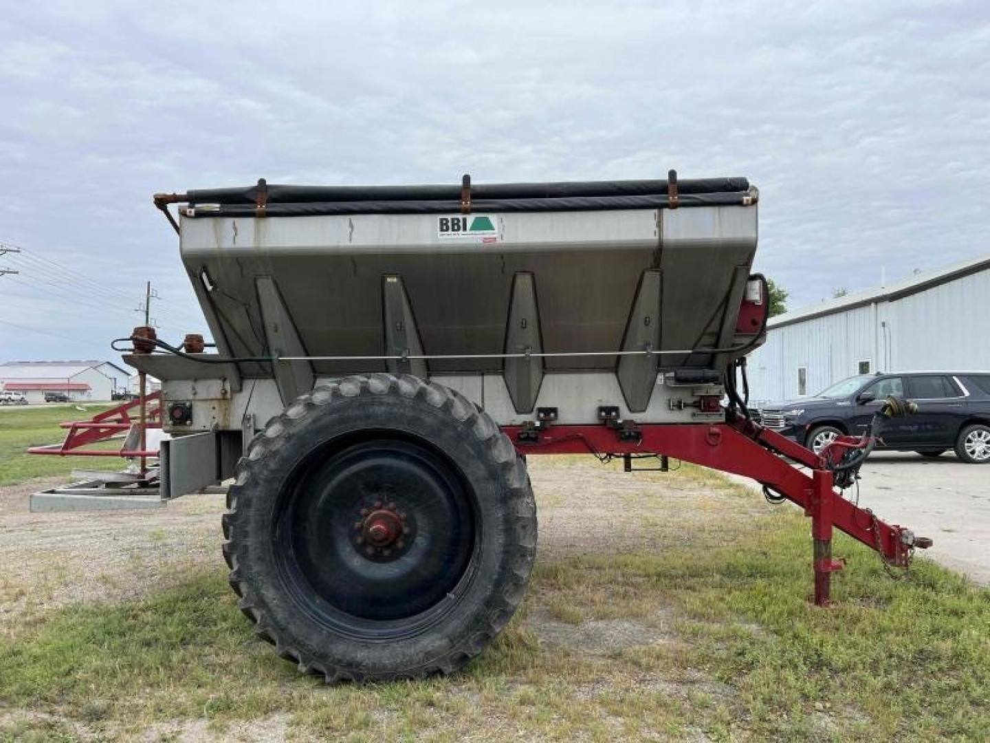 Used Salford BBI 12' Single Axle Magnaspread Javelin Spreaders