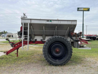 Used Salford BBI 12' Single Axle Magnaspread Javelin Spreaders
