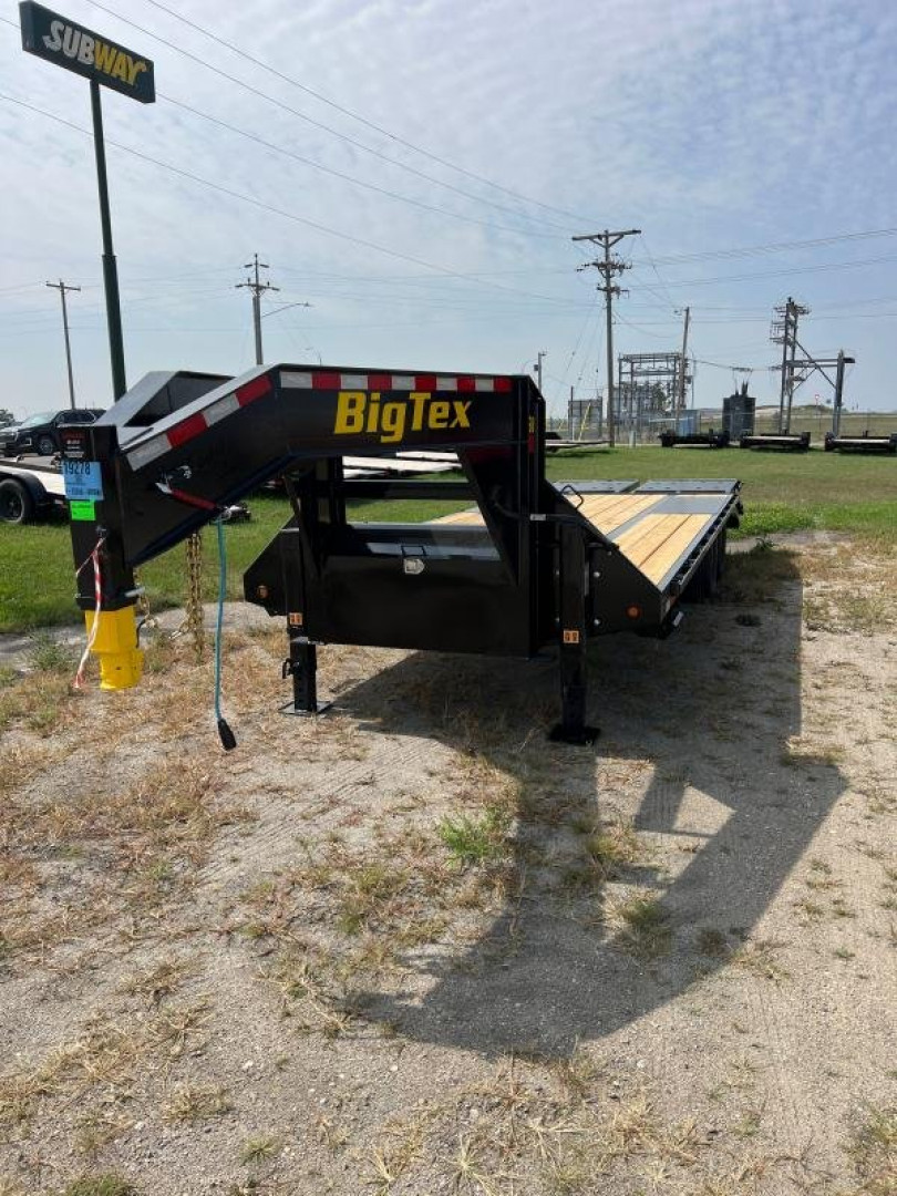 New 2024 Big Tex Trailers 22GN-25D5A Flatbed Trailer