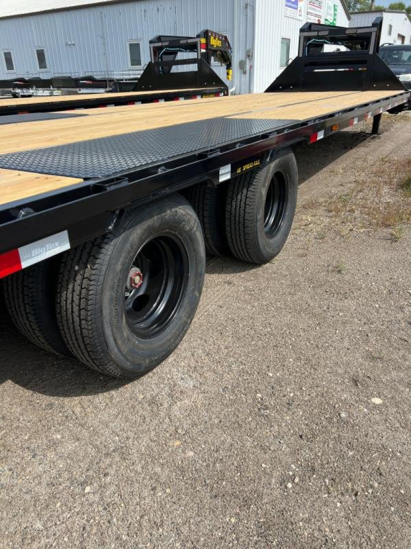 New 2024 Big Tex Trailers 22GN-30D5A Flatbed Trailer