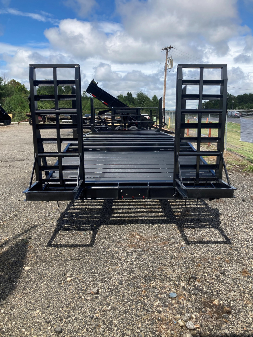 New 2025 McElrath Trailers 8.5X25 GN LOG TAILER Equipment Trailer