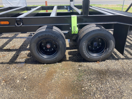 New 2025 McElrath Trailers 8.5X25 GN LOG TAILER Equipment Trailer