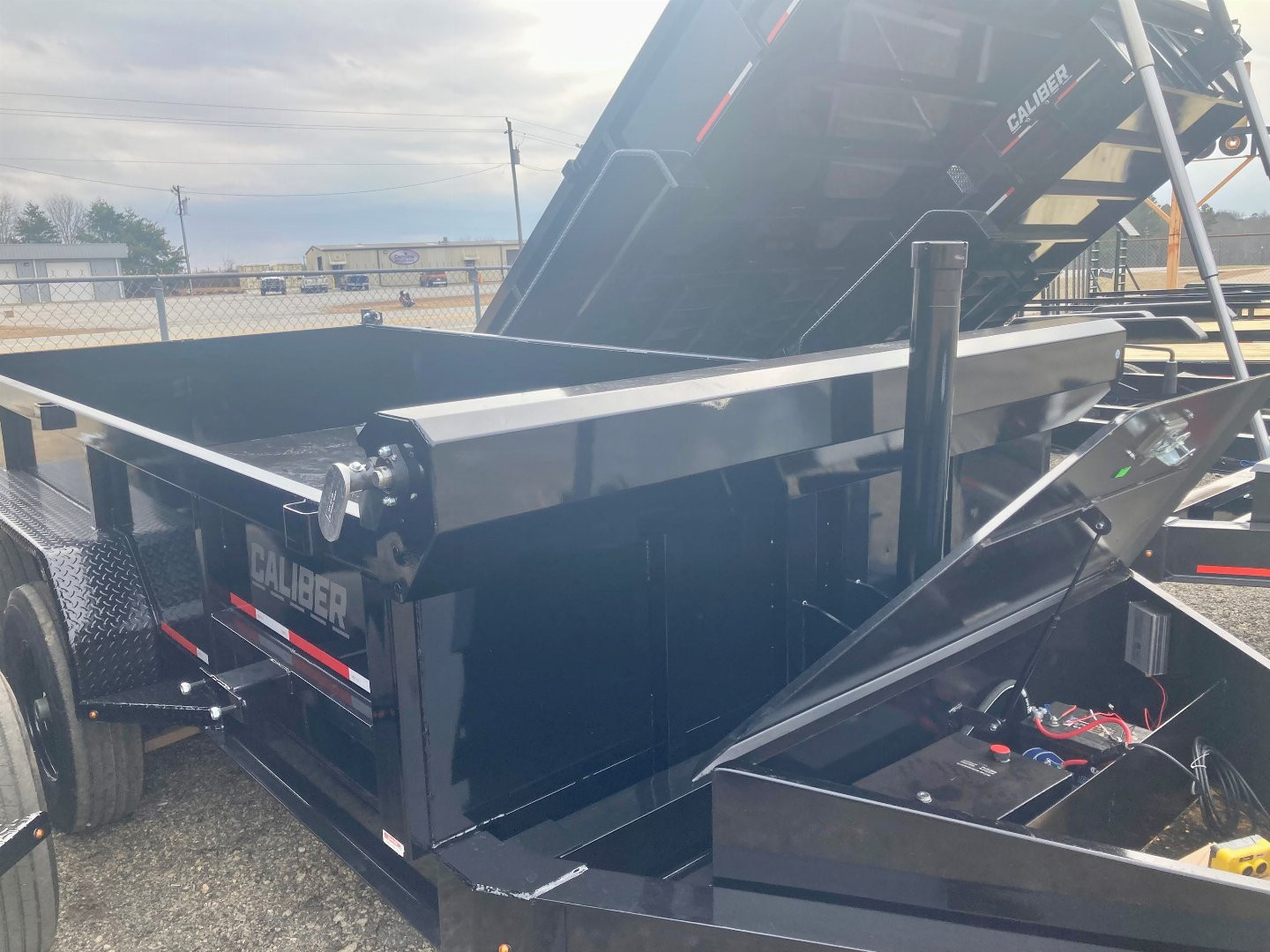 New 2025 Caliber Trailer Mfg 7X14-14K DUMP TRAILER