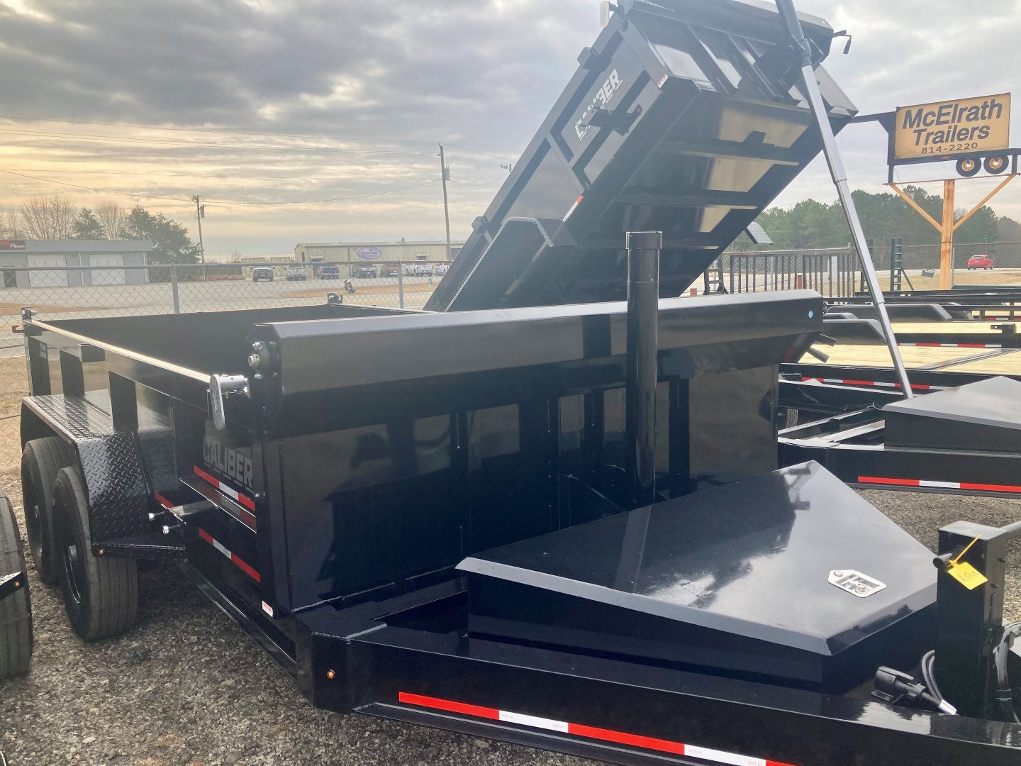 New 2025 Caliber Trailer Mfg 7X14 DUMP TRAILER