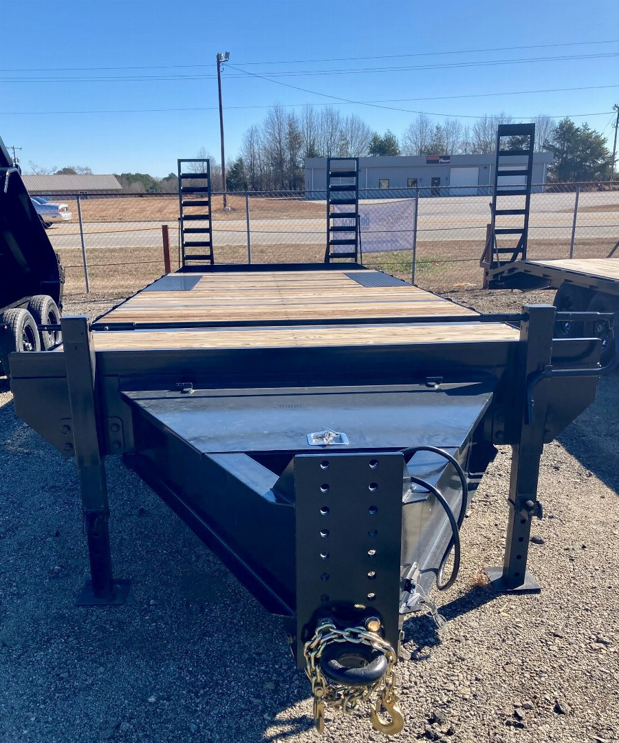 New 2024 McElrath Trailers 8.5x25TH7T Deckover Trailer