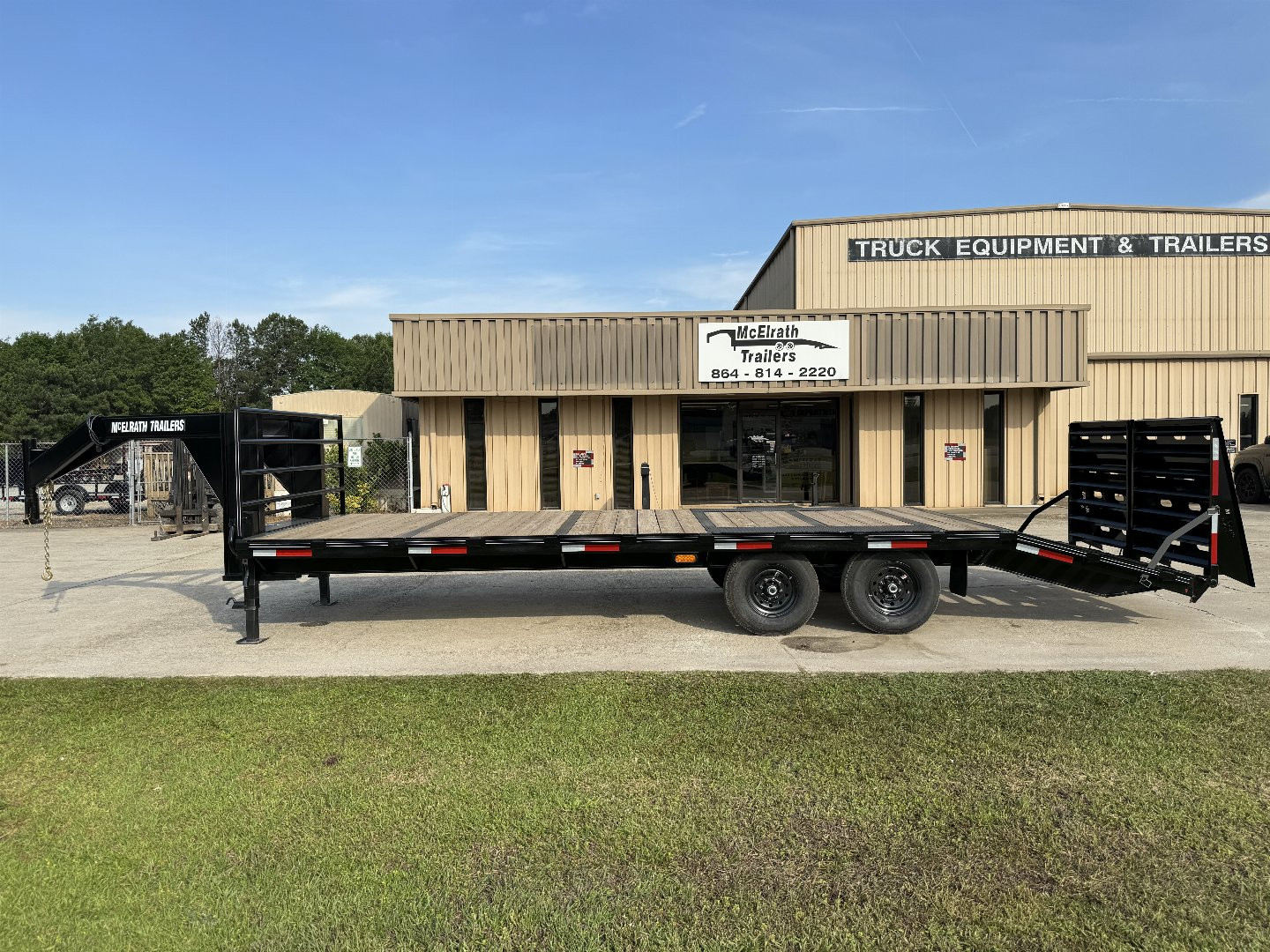 New 2024 McElrath Trailers 8.5x25GNT7.5T Deckover Trailer