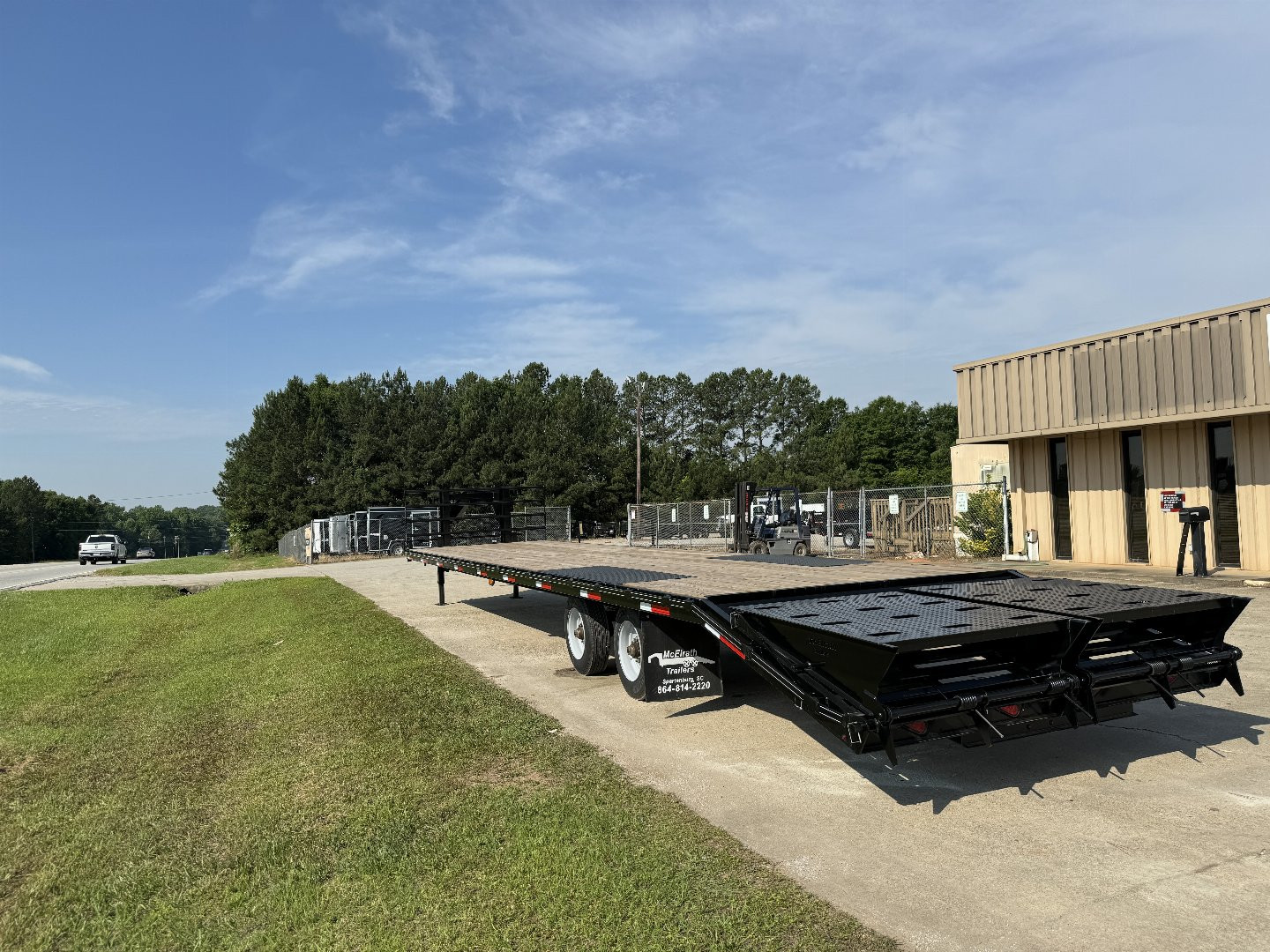 New 2024 McElrath Trailers 8.5x40GNT10T Deckover Trailer