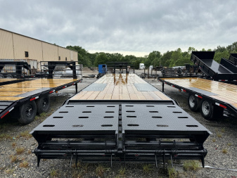 New 2024 McElrath Trailers 8.5x40GNT10T Deckover Trailer