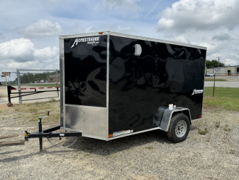New 2024 Homesteader Trailer 610IS Cargo / Enclosed Trailer