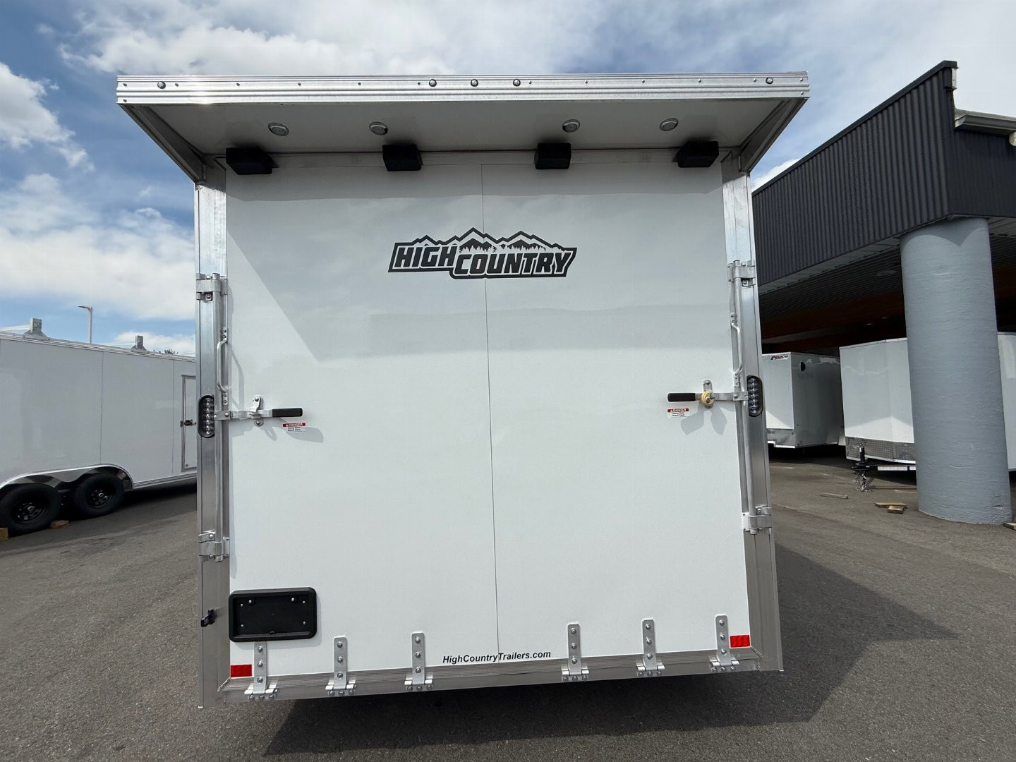 New 2026 ALCOM 8.5X20 Cargo / Enclosed Trailer