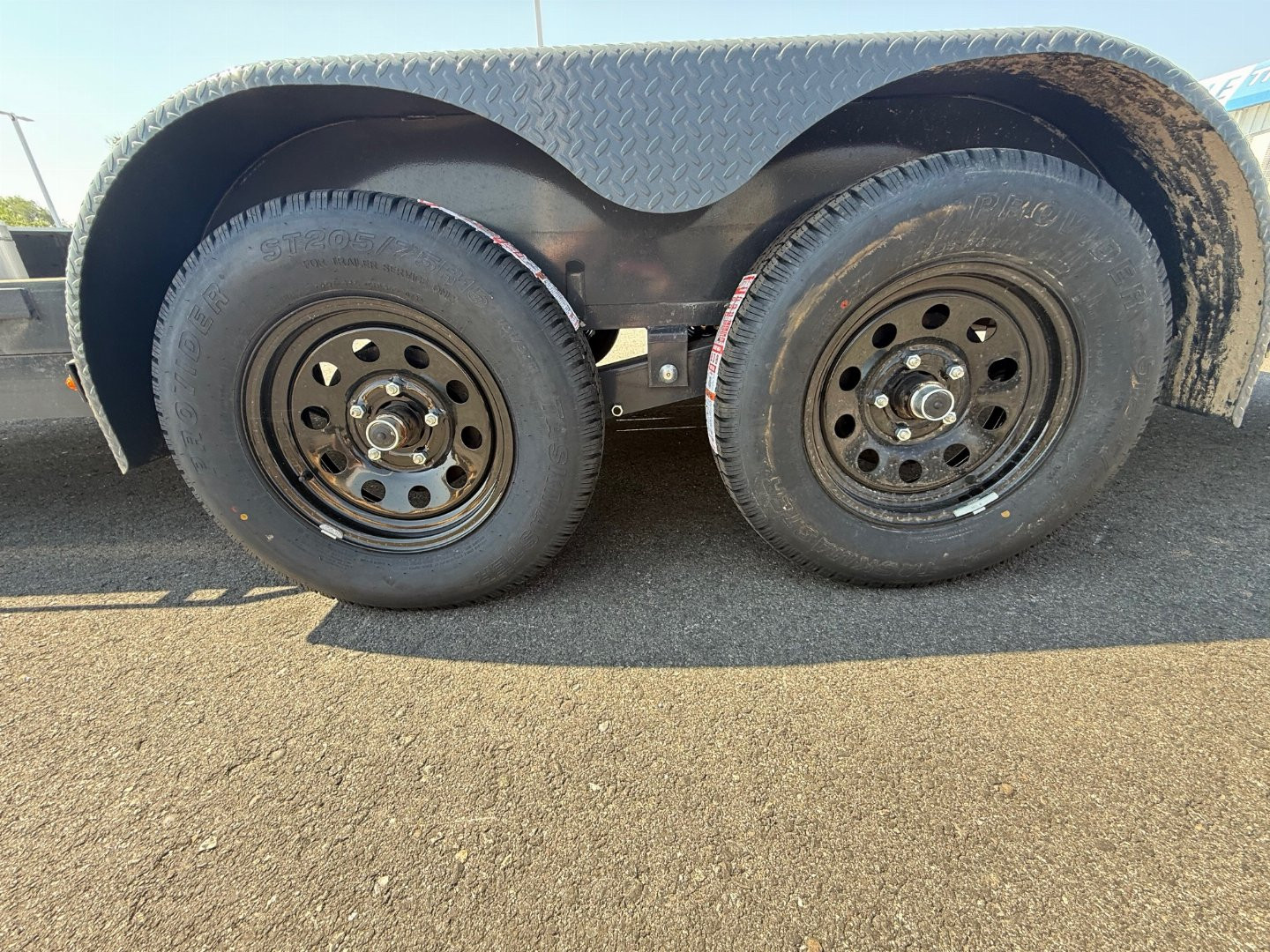 New 2025 Lamar Trailers 83X20 Car Hauler