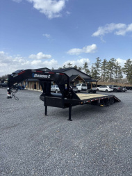 New 2025 Diamond C FMAX210 2.0 ENGINEERED BEAM 18+12 (30') 25K GOOSENECK HYDRAULIC DOVETAIL