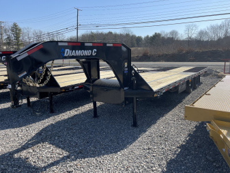 New 2025 Diamond C Trailers FMAX212 2.0 30' Power Dovetail 25,900 GVW Deckover Trailer