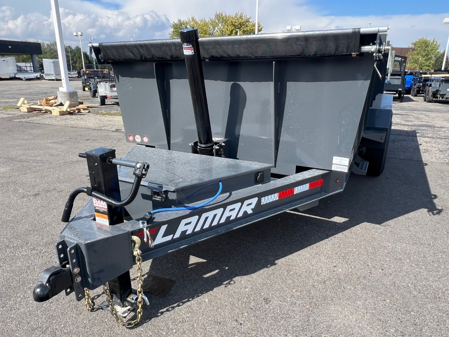 New 2025 Lamar Trailers 83X14 14K Dump Trailer