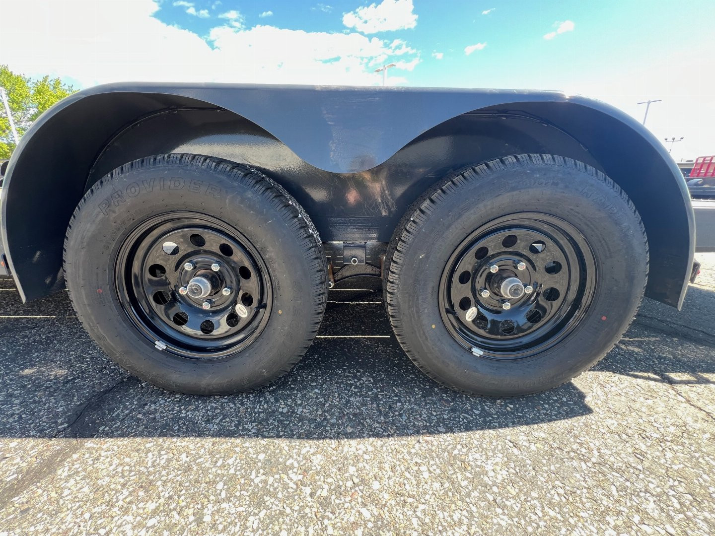 New 2024 Lamar Trailers 83X18 Car Hauler