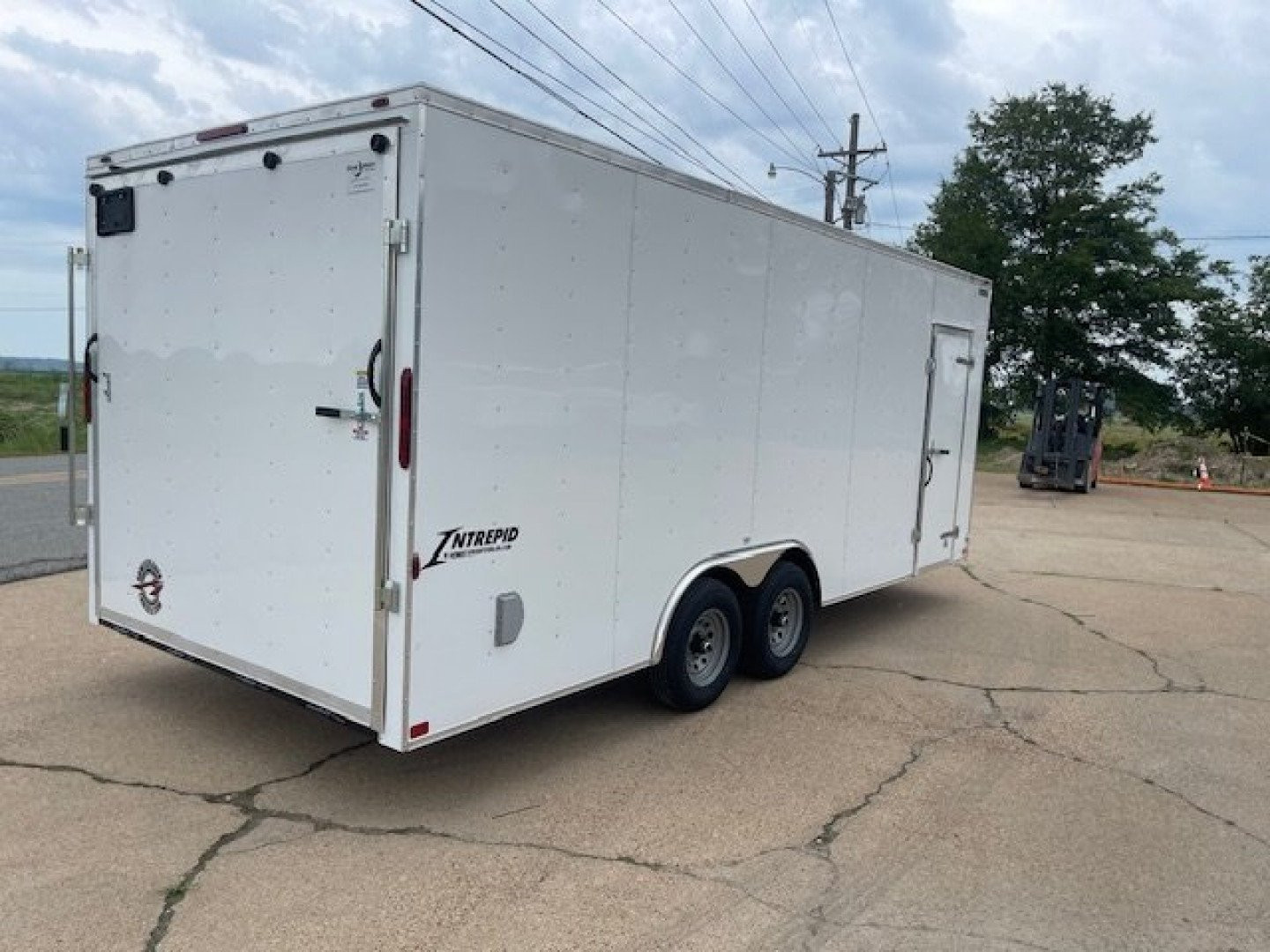 New 2025 Homesteader Trailer 8.x5x20 Intrepid (10K) Cargo / Enclosed Trailer