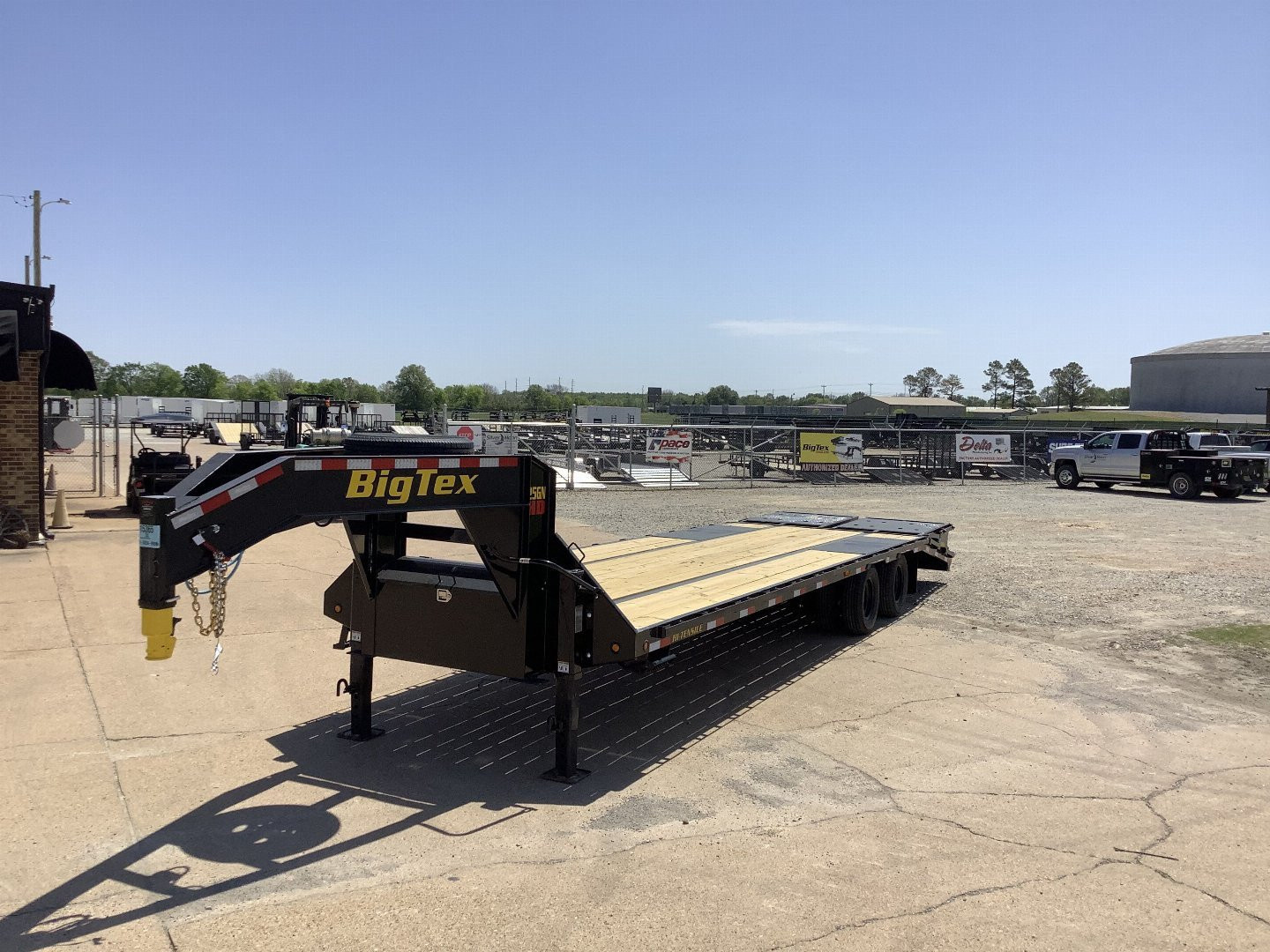 New 2025 Big Tex Trailers 25GN-25+5 (25.9K) Gooseneck Flatbed Trailer