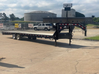 Used 2019 PJ TRAILERS 102" x 32' 15.6K LS Gooseneck Flatbed