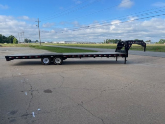 Used 2019 PJ TRAILERS 102" x 32' 15.6K LS Gooseneck Flatbed