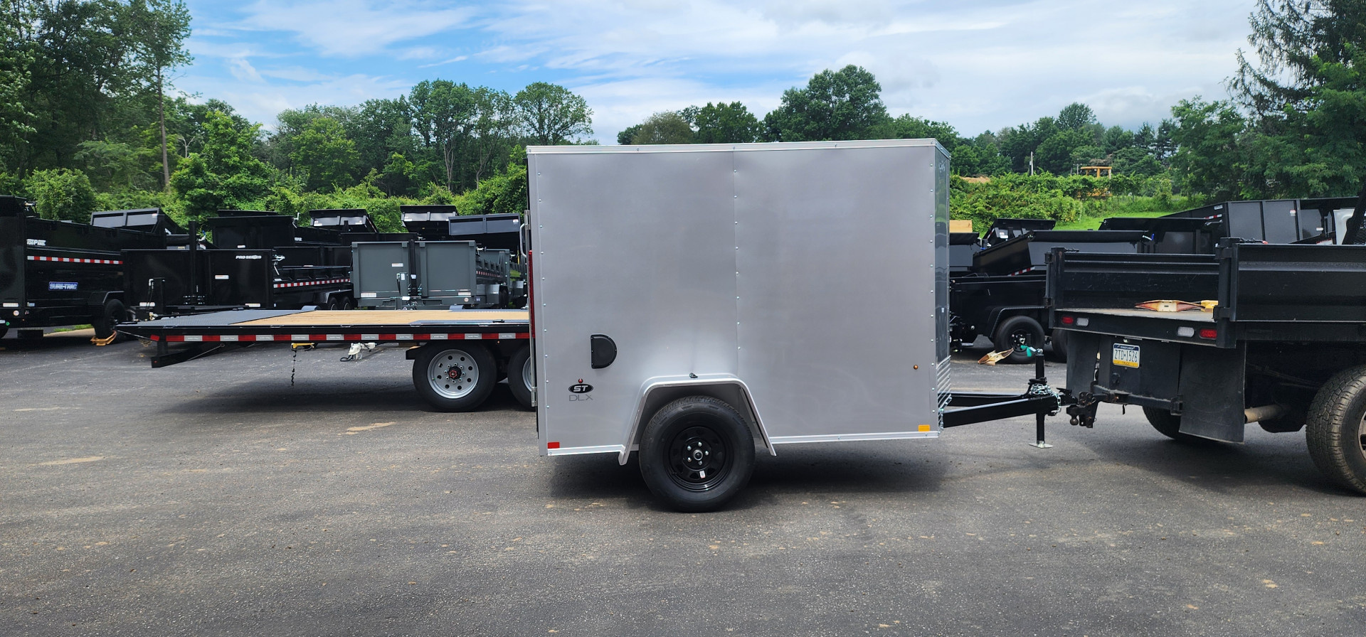 New 5 x 8 LOOK ST DLX Cargo 3k