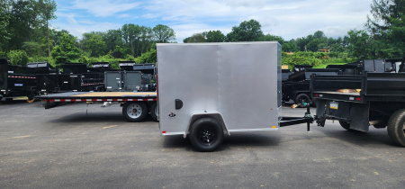 New 5 x 8 LOOK ST DLX Cargo 3k