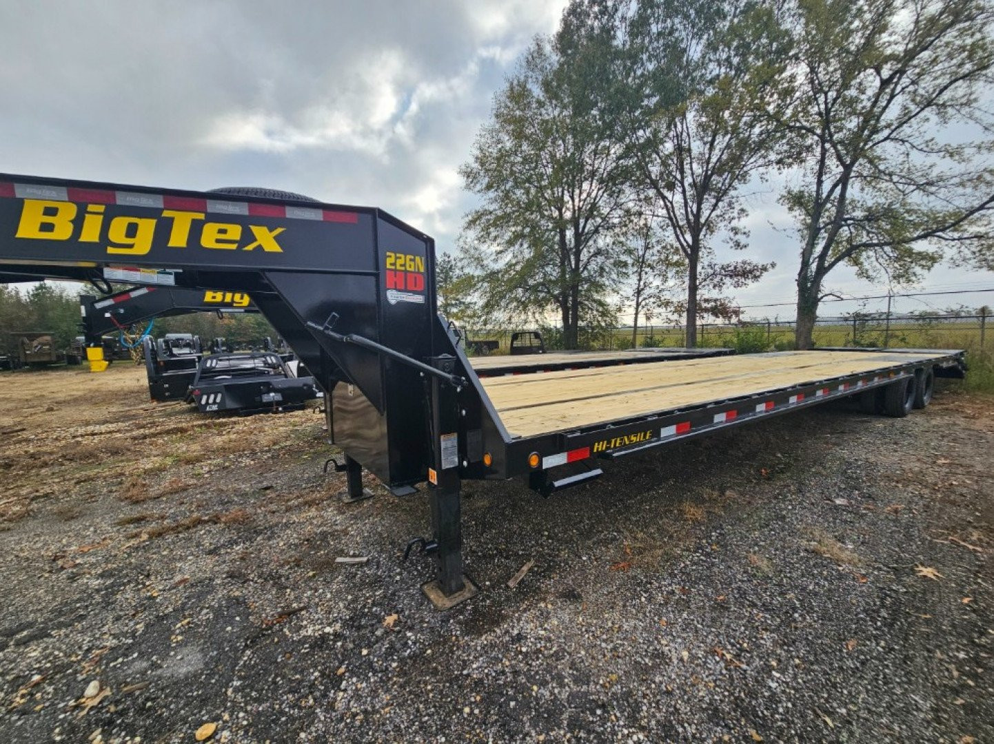 New 2025 Big Tex Trailers 22GN-40D5A-MRBK Flatbed Trailer