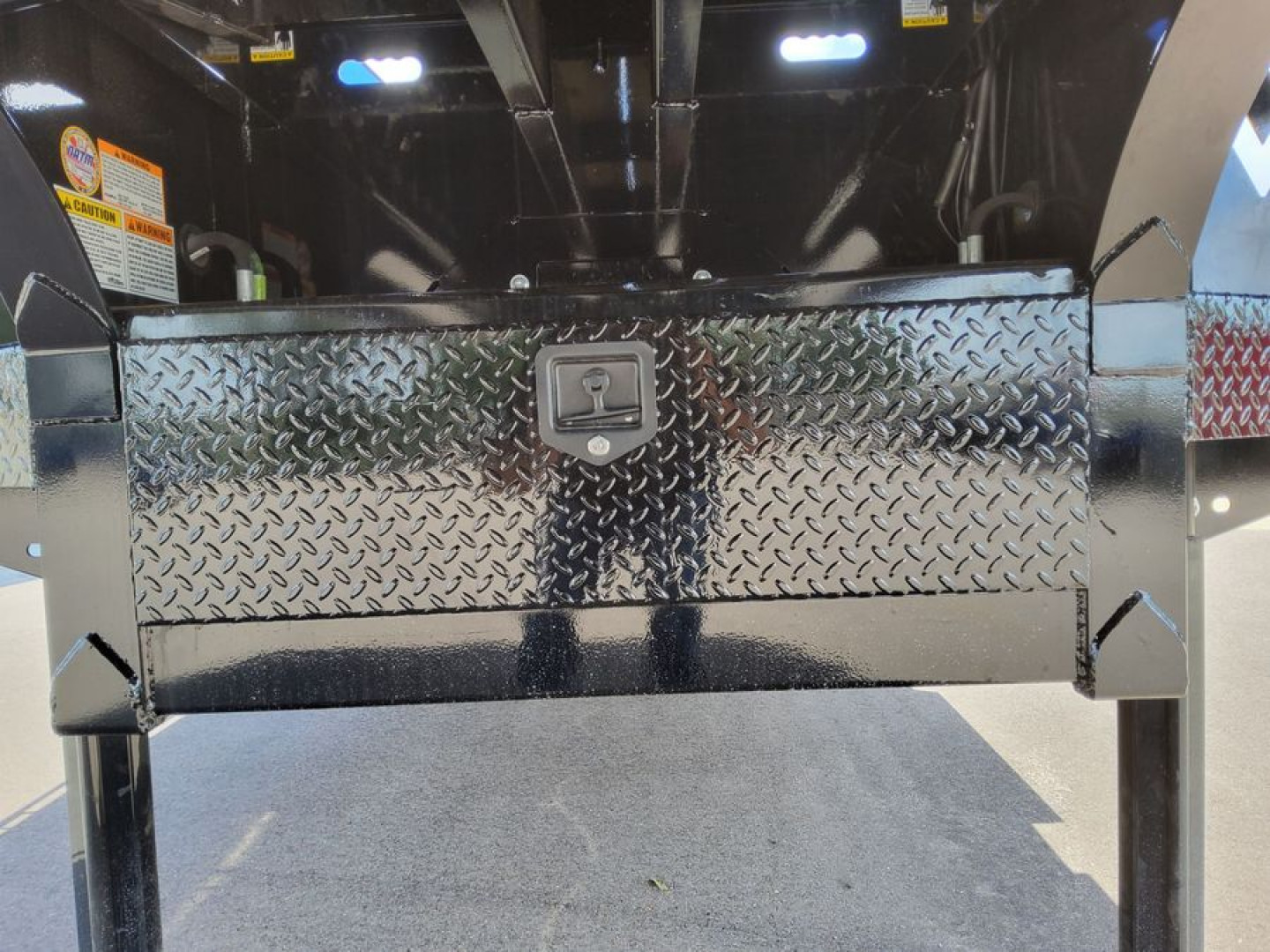 New (S1300811) 2025 Diamond C SDX