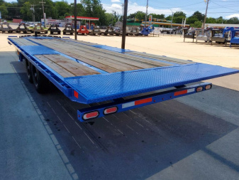 New (S1302561) 2025 Diamond C DET
