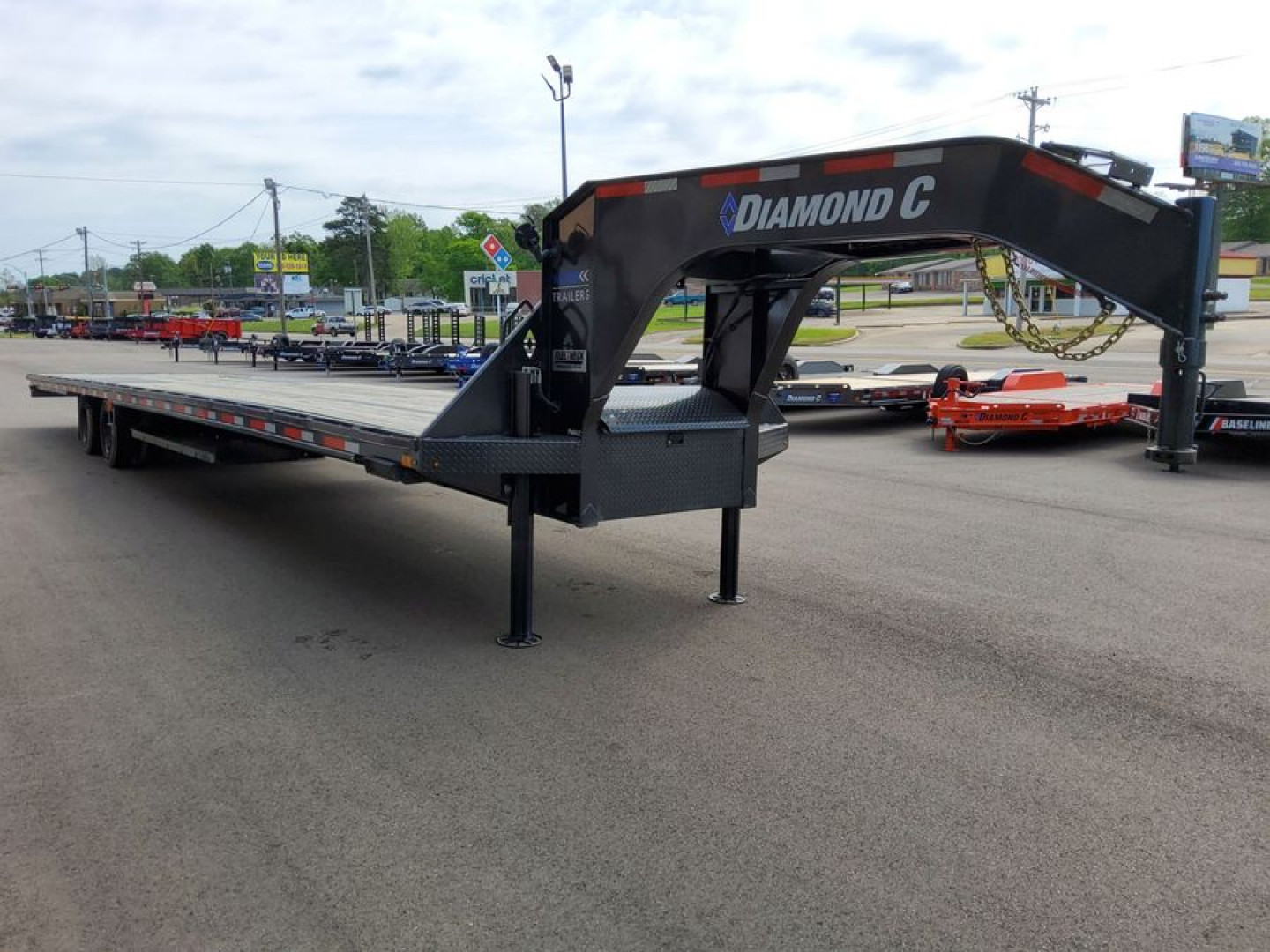Used (R1284807b) 2024 Diamond C FMAX
