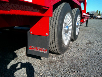 New 2025 MIDSOTA 8.5x24 Split Tilt Gooseneck Equipment Trailer 18.4K GVWR