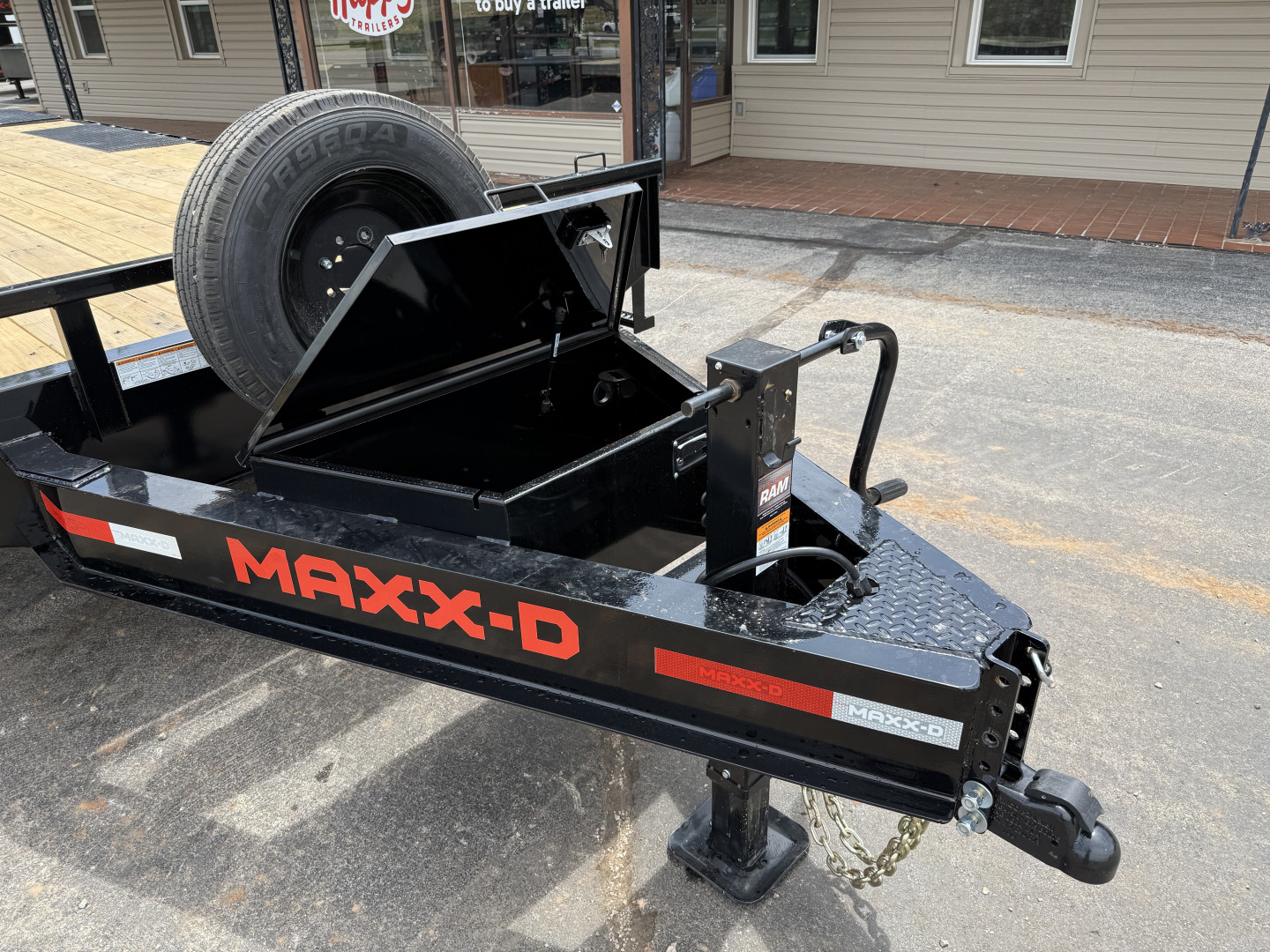 New 2026 MAXX-D 102”x24’ BP Deckover Flatbed – DOX