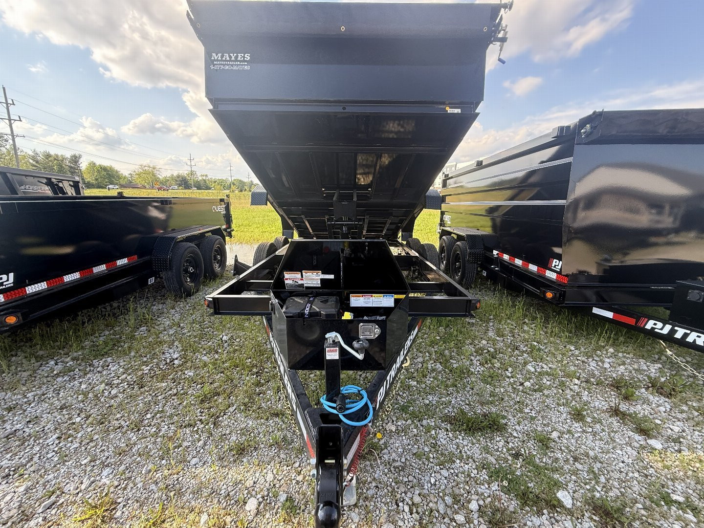 New 2026 PJ Trailers D7142 Dump Trailer 83X14 TA 24" SIDES (GVW:14000) BLACK