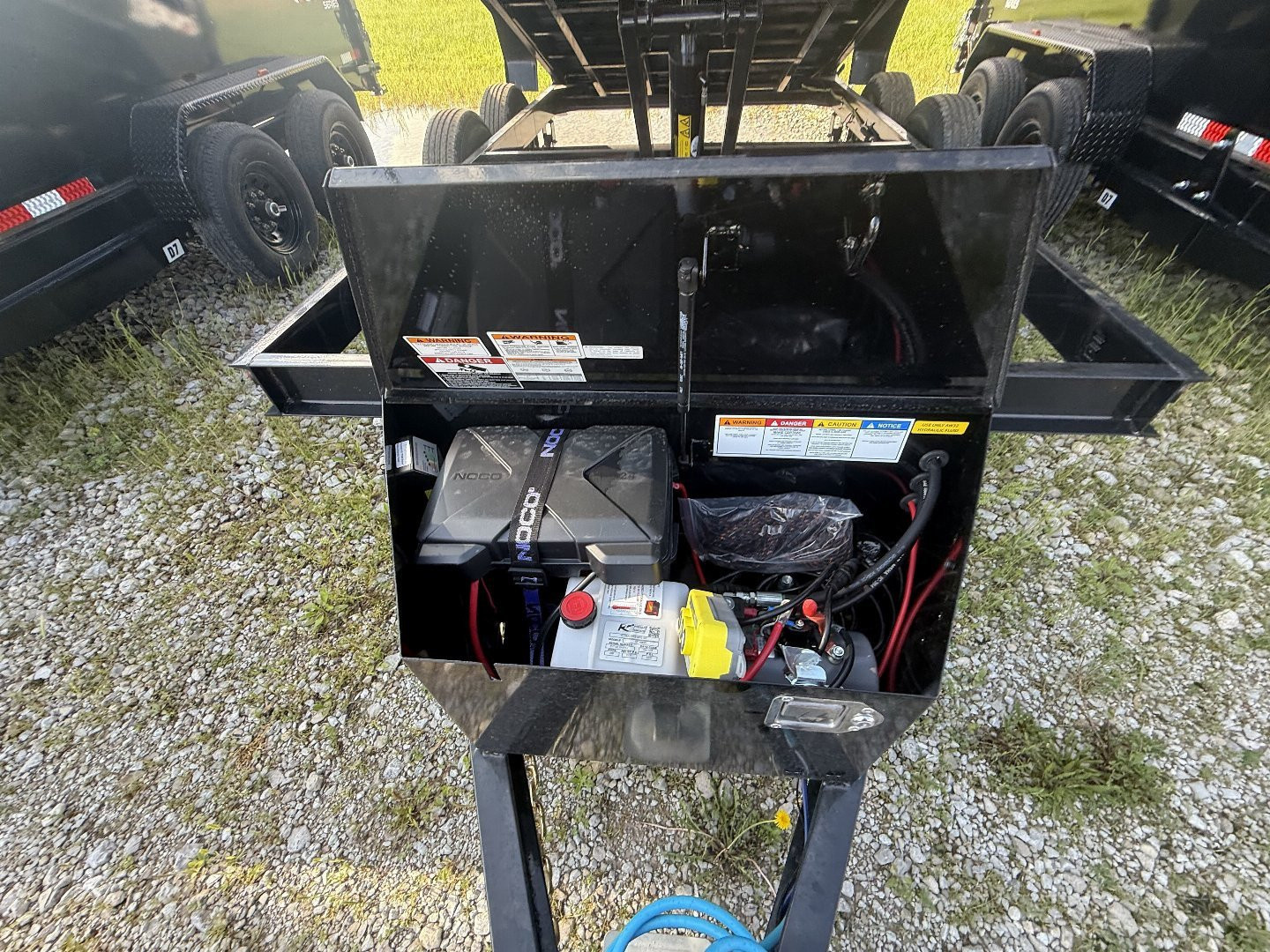 New 2026 PJ Trailers D7142 Dump Trailer 83X14 TA 24" SIDES (GVW:14000) BLACK