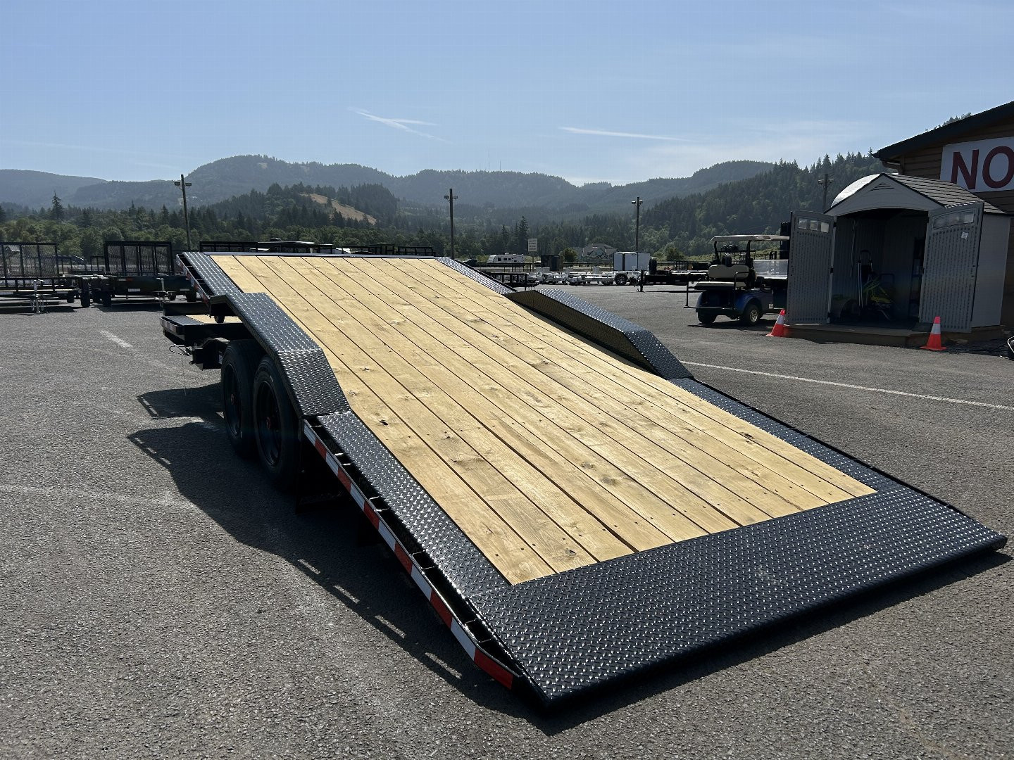 New 2025 Midsota 8.5x22 Split Tilt Equipment Trailer 17.6K GVWR