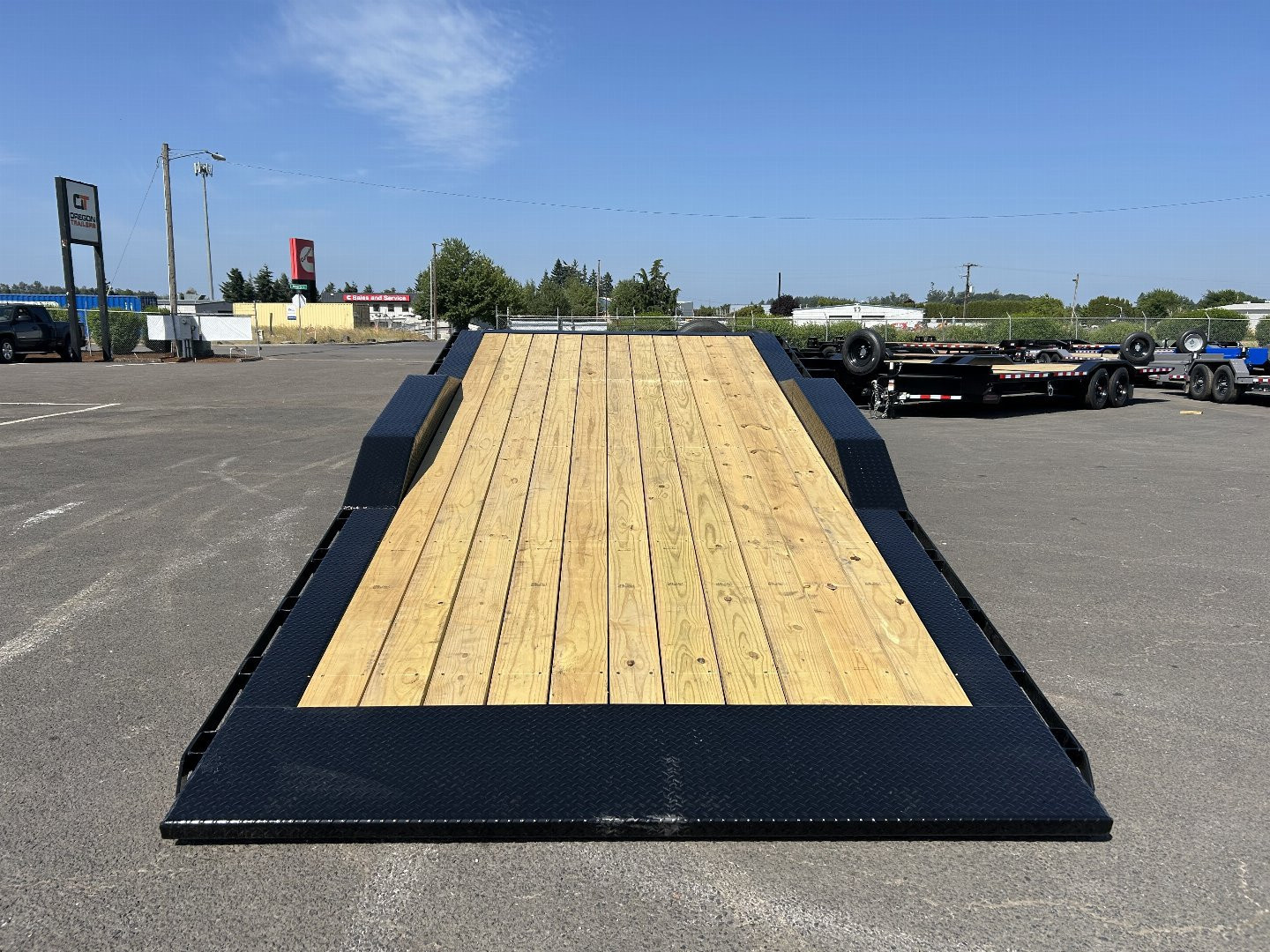 New 2025 Midsota 8.5x22 Split Tilt Equipment Trailer 17.6K GVWR