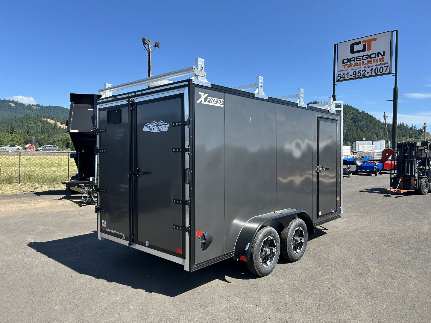 New 2025 ALCOM 7X14 LOADED Contractor Enclosed Trailer