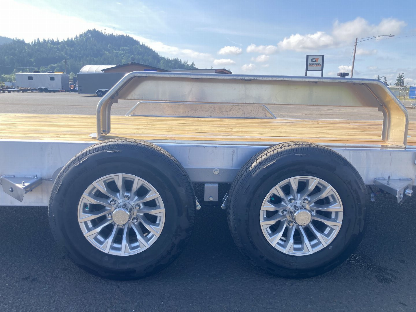 New 2025 Sure-Trac 7x20 Aluminum Power Tilt 10K GVWR
