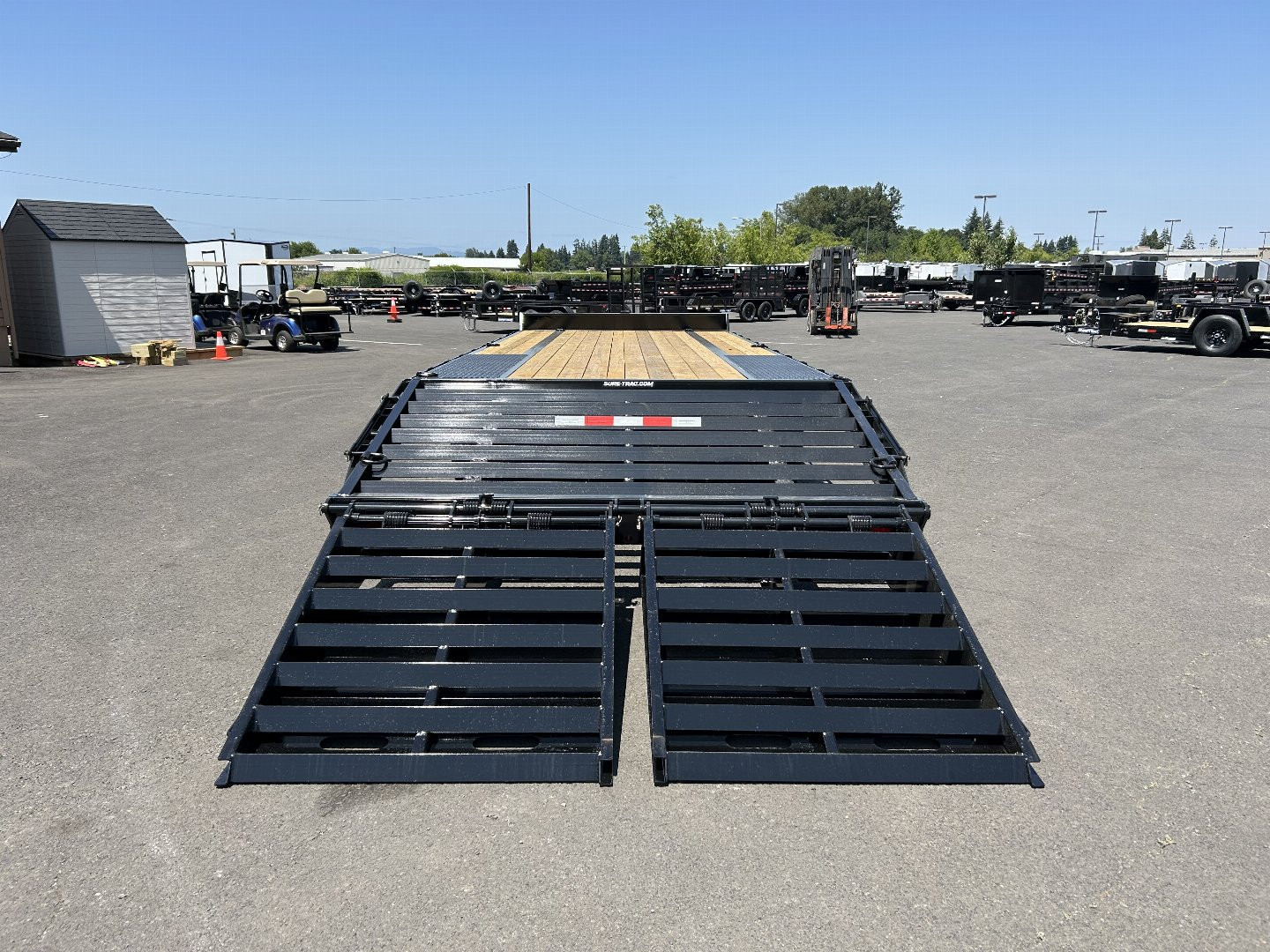 New 2025 Sure-Trac 8.5x25 Low Pro Deckover MEGA RAMPS 17.6K GVWR for ...