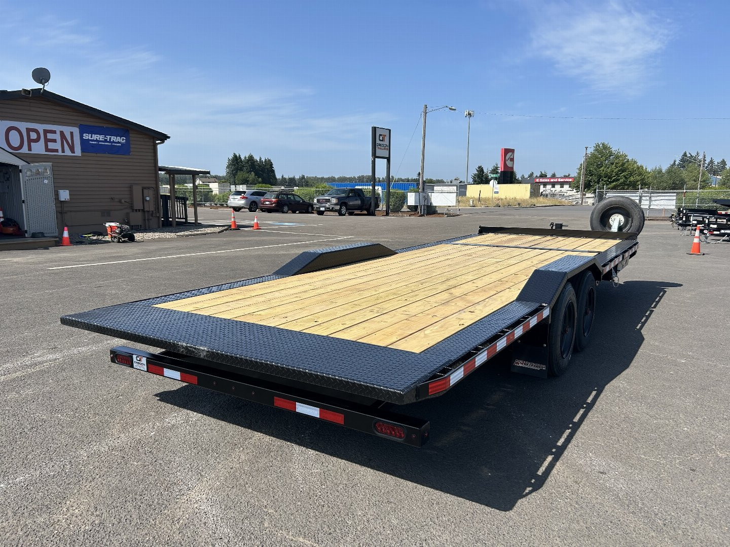 New 2025 MIDSOTA 8.5x24 (18+6) 17.6K GVWR Split Tilt Equipment Trailer